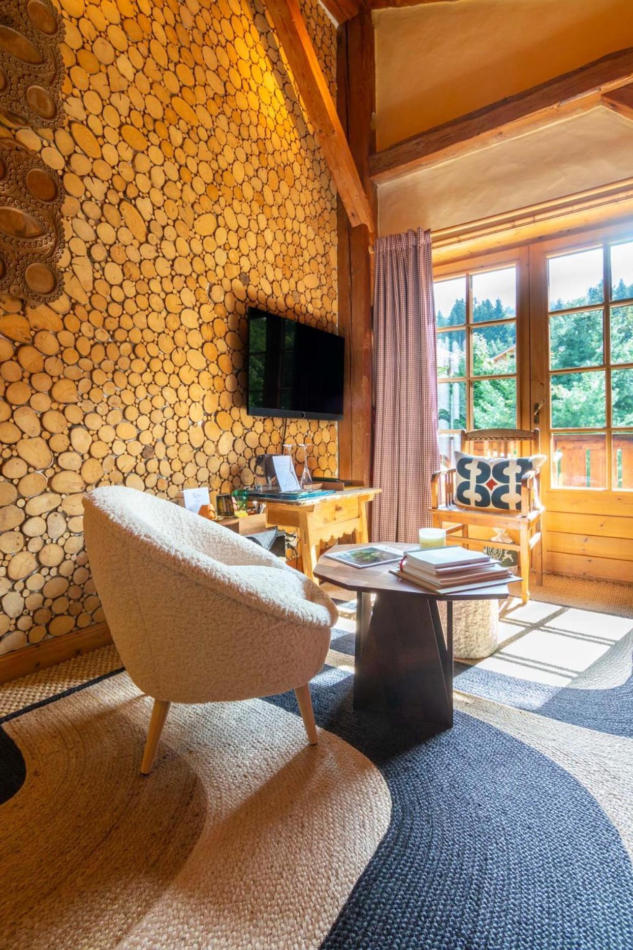 Magic Megeve Bois Hotel 5*