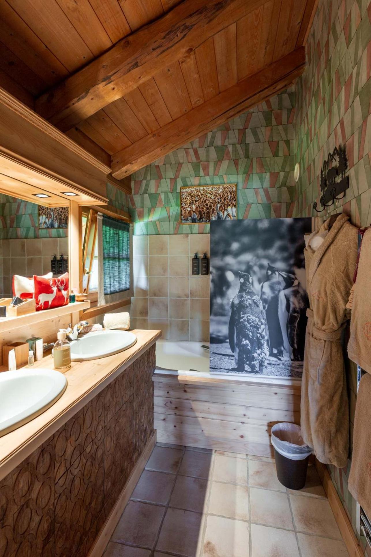 Magic Megeve Bois Hotel