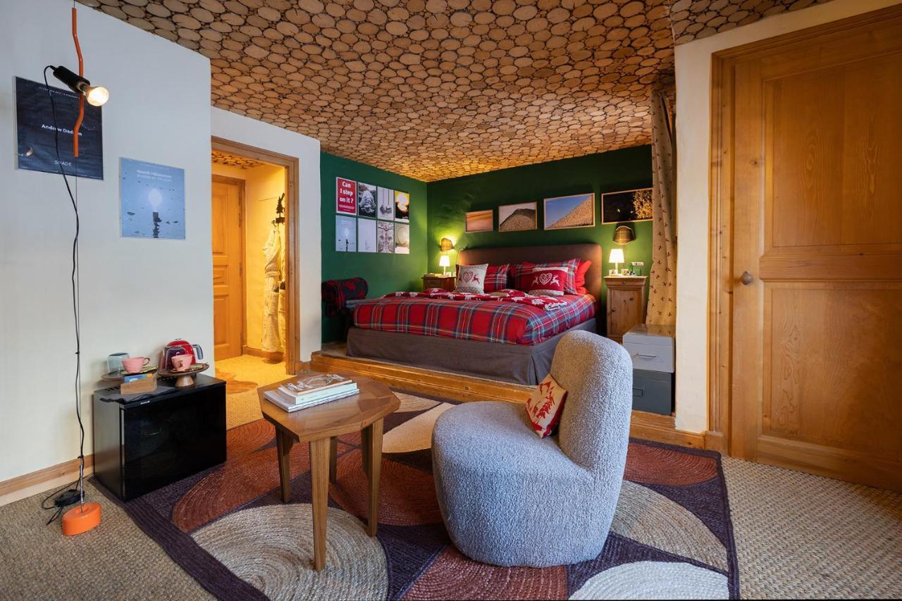 Magic Megeve Bois Demi-Quartier